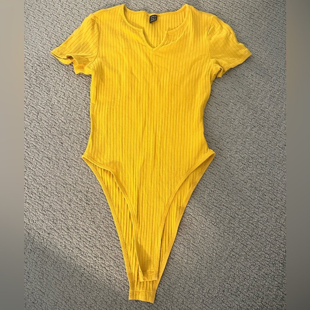 Casual Short Sleeve Bodysuit